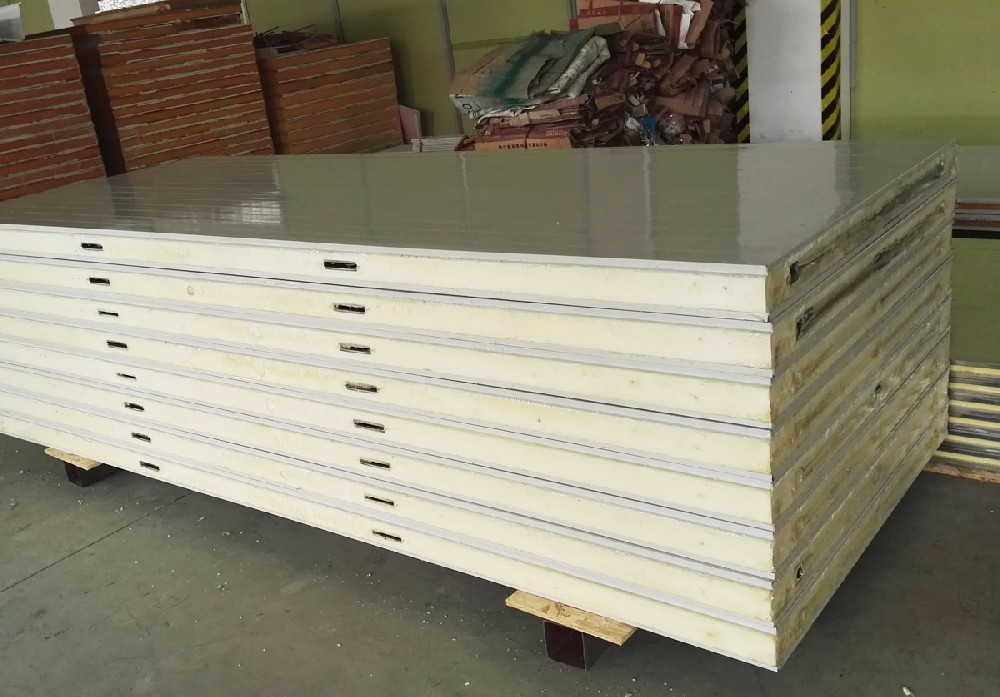 轻质结构复合保温墙板